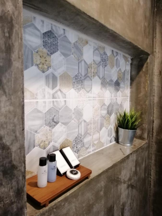 The Marble Hostel バンコク都 エクステリア 写真