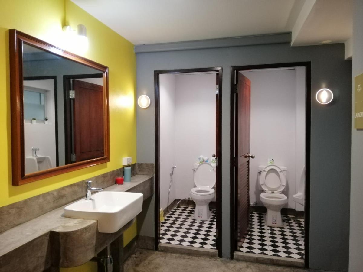 The Marble Hostel バンコク都 エクステリア 写真