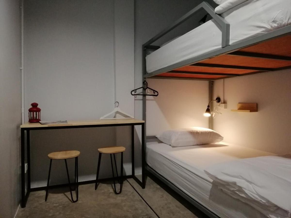 The Marble Hostel バンコク都 エクステリア 写真