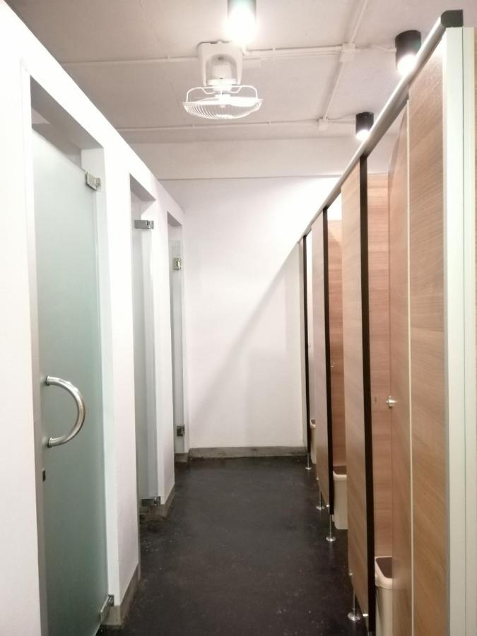 The Marble Hostel バンコク都 エクステリア 写真